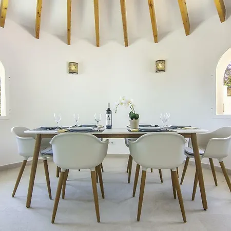 וילה Guzman - Simpson *